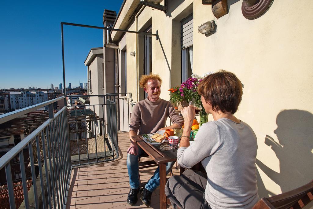 Milan Skyline Apartment In Citta Studi A 1 Minuto Dal Metro Con Terrazzo Wi-Fi E Netflix Camera foto